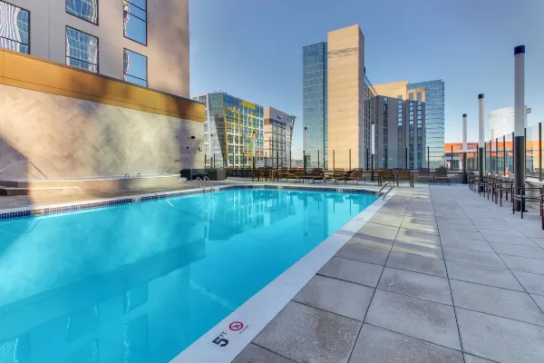 Drury Plaza Hotel Nashville rooftop pool